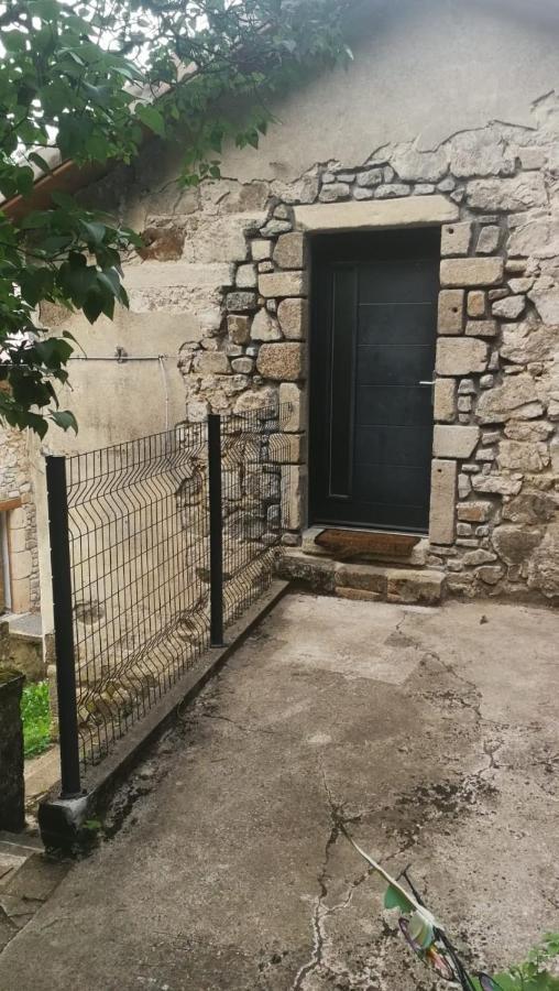 Gite Au Coeur Du Parc Naturel Regional Du Pilat Pelussin Luaran gambar